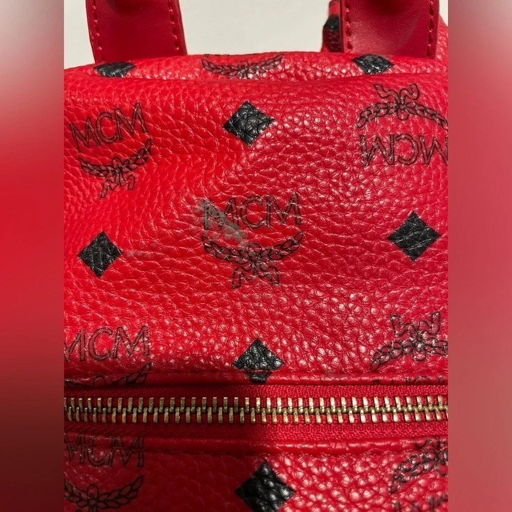 MCM visetos studded